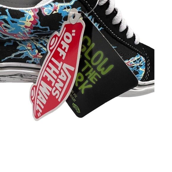 Vans Old Skool Women’s 6.5 Zap Low Glow in the Dark Skull x House of Terror - Picture 3 of 9